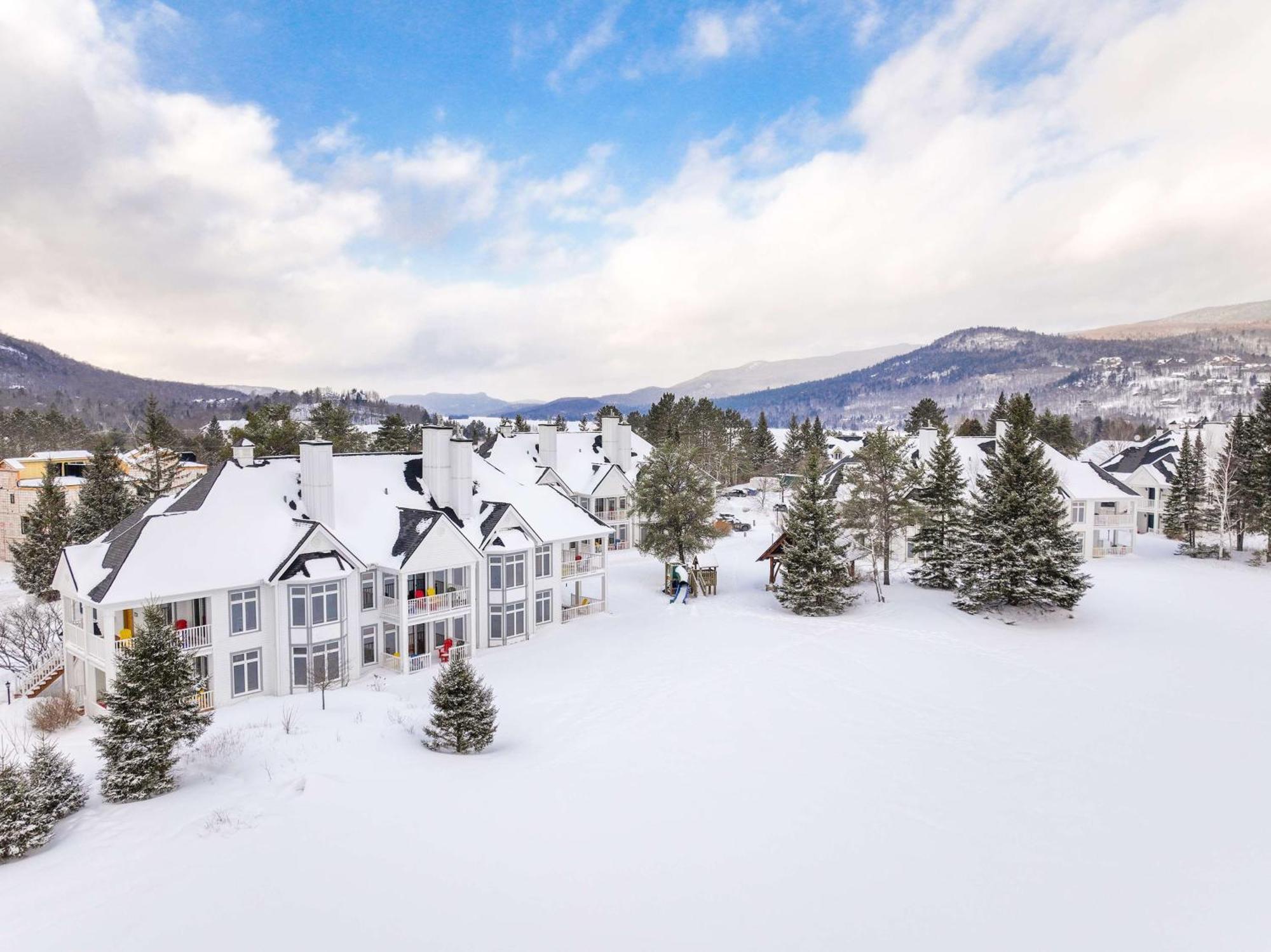 Hilton Grand Vacations Club Tremblant Canada Mont-Tremblant Exterior photo